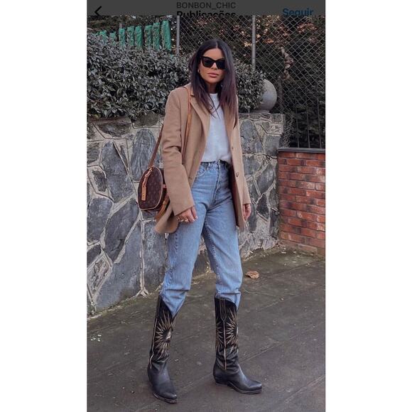 Vintage Black Leather Eel Skin Cowboy Boots | Mexican Made | Gritty Western Vibe - Picture 6 of 16